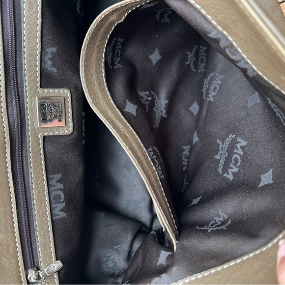 MCM Tan Messenger bag - Picture 4 of 9